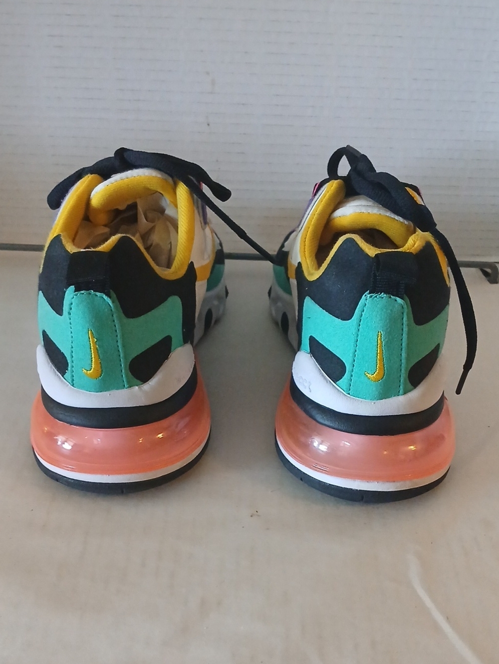 Nike Air Max 270 Women's Multicolor Sneakers - Picture 4 of 9